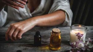 Frankincense-Oil-for-Skin